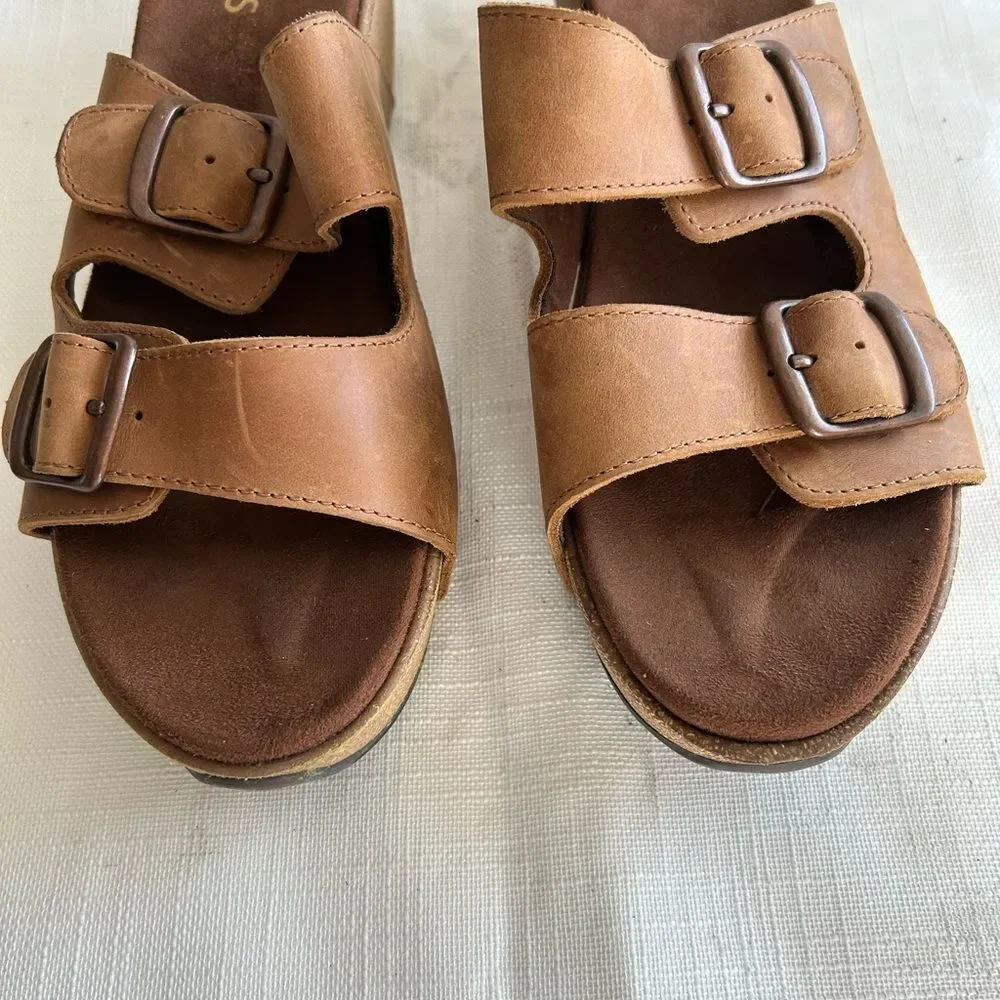 White Mountain Footbeds Wedge Sandals Chandler 10M